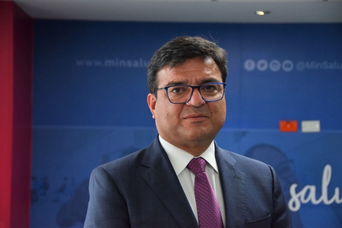 Minsalud insiste en importancia de vacunación del esquema regular