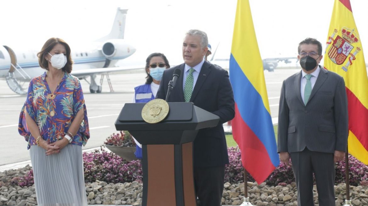 Colombia recibió donación de vacunas de España