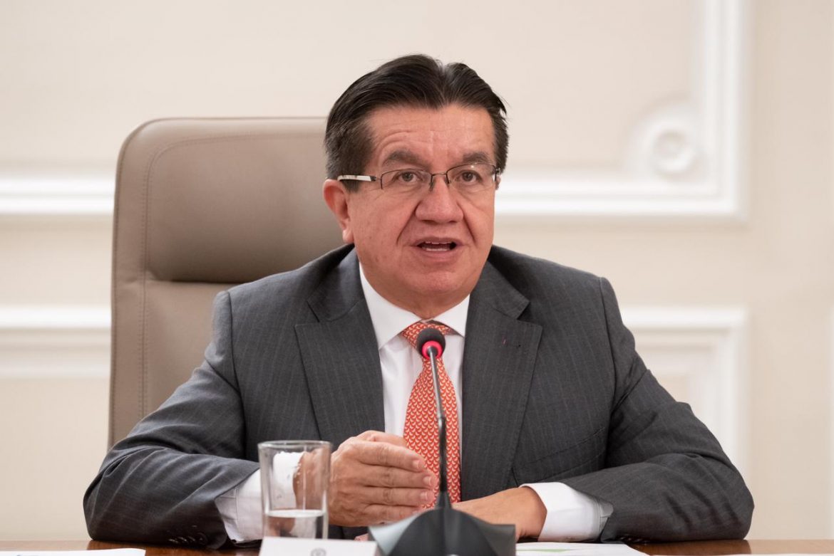 “El mejor tratamiento para el covid-19 es la vacuna”